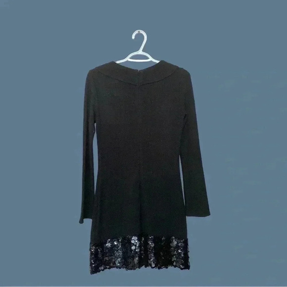 Vera Wang 100% wool cocktail partydress with a band of sequins around the bottom - Picture 4 of 12